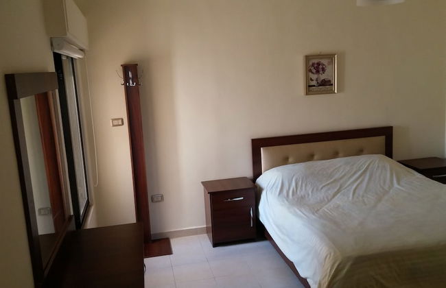 Cozy Dair Ghbar Apartments - Photo 2