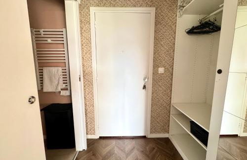 La Petite Oasis - pour 2pers - 2km du Centre Juno Beach et plage du Débarquement - 10min à pieds du centre ville & de la plage - balcon - exposition sud - stationnement & wifi gratuits - Photo 5