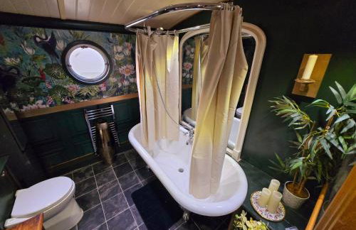 Selene Unique Luxury Houseboat Experience - Foto 16