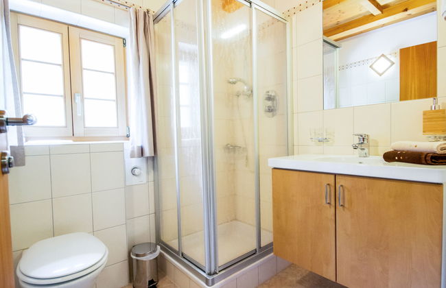 Beim Holzschnitzer - Foto 12