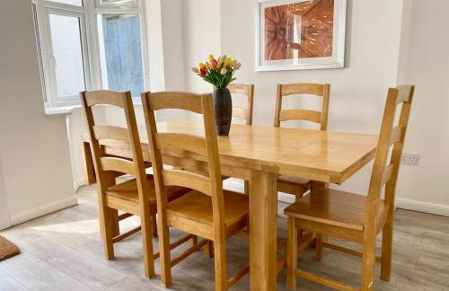 Charming Seaside Cottage in Leigh-on-Sea - Foto 32