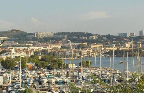 Le Refuge Mistralien - free Parking - WiFi - Cuisine - Foto 25