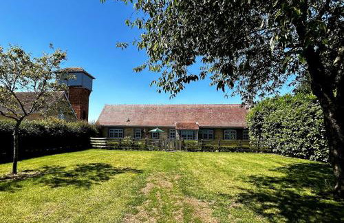 Family home-from-home cottage on working estate - Foto 9