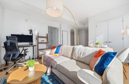 Greenpoint 1 BR w Work Setup by Anyplace - 11752 - Photo 6