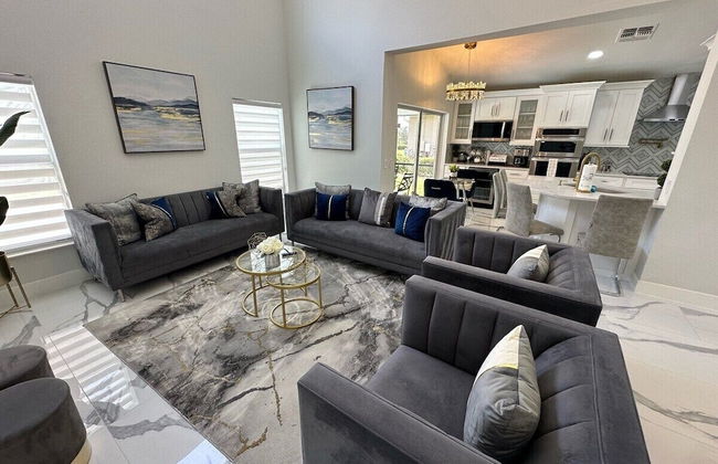 Beautifully Remodeled Home - Southen Dunes Golf Course Views - Foto 13