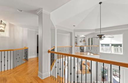 Lakefront 6bdr, Priv Dock, Game Room, Firepit Jake's Lake House by Avantstay - Foto 72