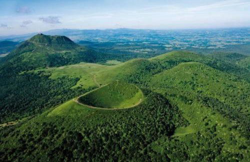 La Loge des Volcans - Vue Puy De Dôme - Foto 23