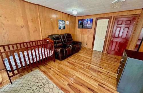 5 bedroom House King Beds 1 Bath 20 Min to Falls - Foto 5