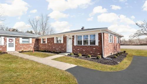 Newly Renovated Retreat 30mins to Downtown Indy - Foto 3, Garden