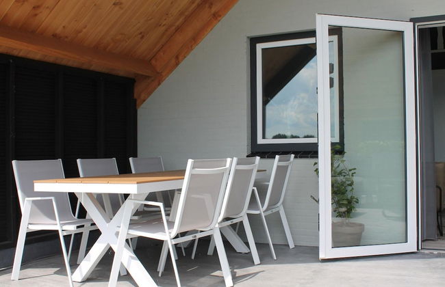 Nice Holiday Home With Terrace - Photo 17