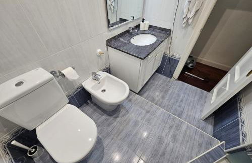 Bright apartment in Parque Etxebarria with parking - Foto 13