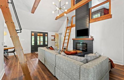 Hot Tub - Furnace Mountain Retreat - #RRG - Foto 11