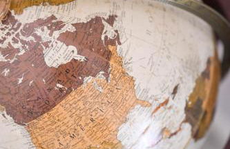 The Maiden Voyage - Themed Getaway, Steps to Forsyth, King Bed, Grill, Games, Picnic Basket - Foto 27