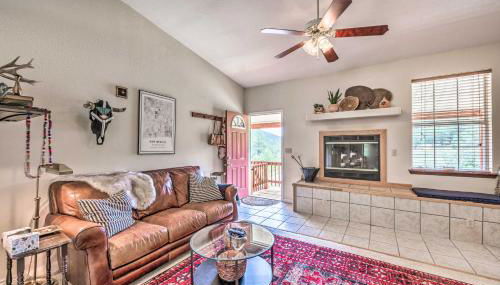 Charming Cloudcroft Cabin with Deck and Mtn Views - Foto 5