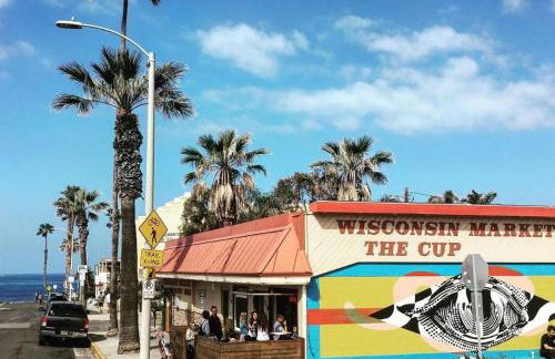 Mile to Beach! Private, Family & Pet Friendly Oasis! Pool Table & Hot tub! - Photo 48