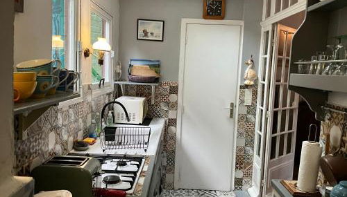 Les Tamaris - Foto 5, stove