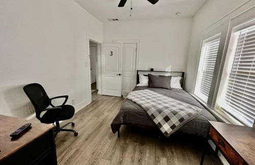 #1 - 5BR 1BA - Unit A - Private Entire Home - WiFi - Foto 45