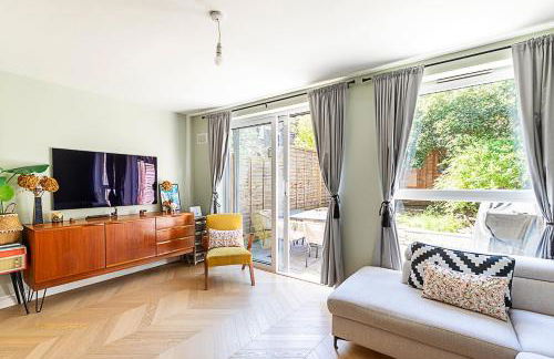 Stylish Islington Garden Flat Sleeps Four - Foto 1