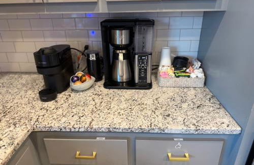 3 King Beds- Near OU-No Bunks-Private Suites - Foto 20