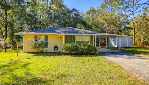 Williston Home with Yard 6 Mi to Devils Den Spring - Foto 2