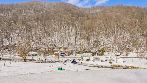 Pool Table and Private Porch Peaceful Apt in Belle - Foto 4