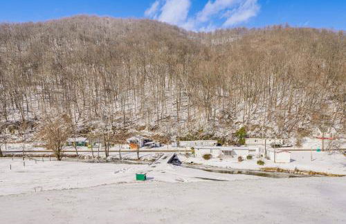 Pool Table and Private Porch Peaceful Apt in Belle - Foto 4