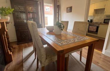 2025 Award Winner Liverpool Strawberry House - 3 Bedrooms - Foto 11