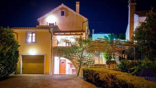 House Polic - Foto 3, Garden, Garden view