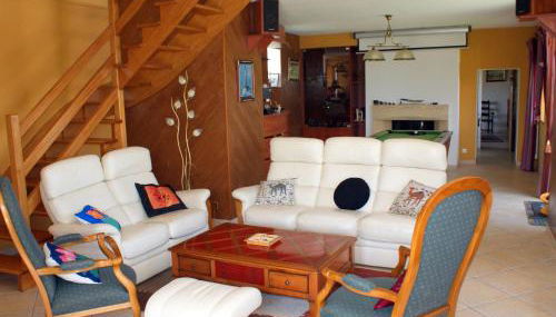 Holiday Home in Plouarzel Near Sandy Cove - Foto 4