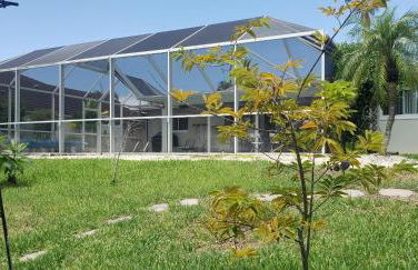 Tropical Getaway! Gulf access & heated pool! - Foto 26