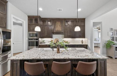 Midlothian Masterpiece with 5 Bedrooms - Foto 14