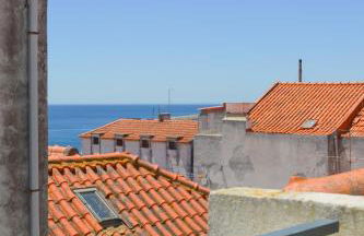 Casa Luminosa - 160m to the beach, located in the Historical Center of Sesimbra - Foto 1