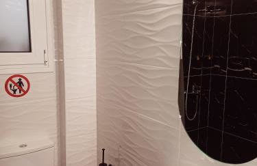 Rafina's BLUE HEART! Steps from the beach,2 min walk - Walk to Rafina main square 10 min, and Port about 15 min ! Ideal vacation base! - Foto 13