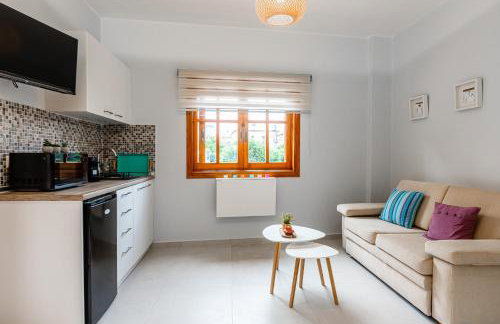 Aroma Accommodations - Photo 4