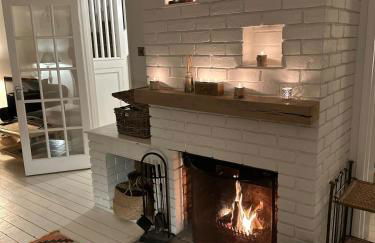 Lower Barn House at Westerlands Farm Sleeps 11 - Foto 21