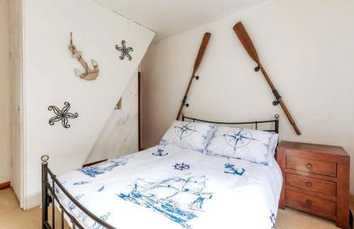 Stylish 2BD Family Hideaway in Dover - Foto 9