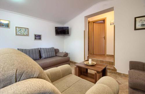 Charming villa Nera with pool and hydromassage near the beach - Foto 21