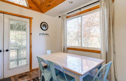 Faith Cabin in Cosby Fire Pit and Covered Deck - Foto 8