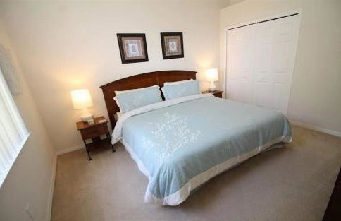 #440-Large 5 bed pool home with excellent privacy - Foto 2