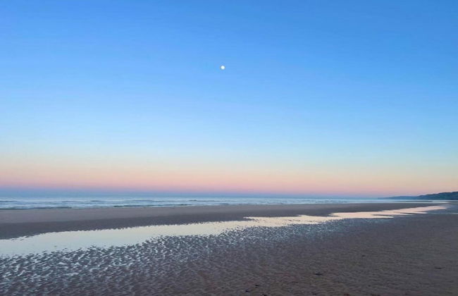 Stylish Beachside Retreat - Foto 30