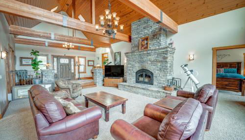 Pine Mountain Club Cabin with Private Deck and Views! - Foto 2