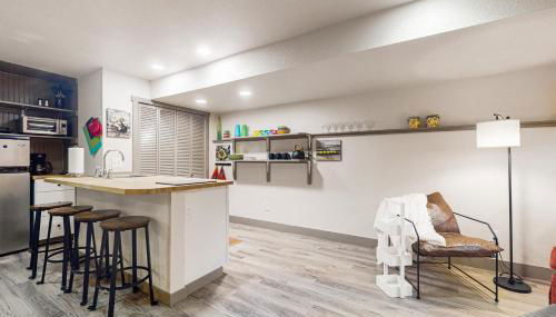 Easy Commuting! Renovated Greeley Apartment - Photo 4