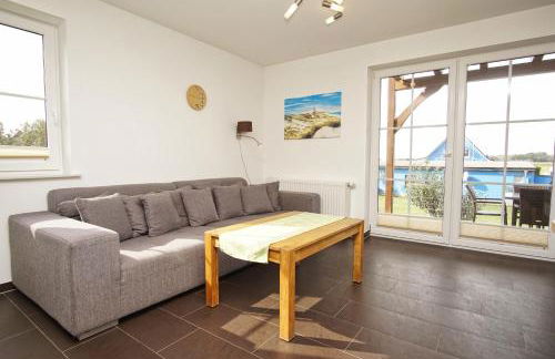 Schicke FeWo mit Terrasse, gratis Nutzung vom AHOI Erlebnisbad und Sauna in Sellin - Haus De niege Wech FeWo 01 - Foto 4