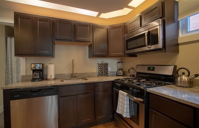 Lincoln Park Suites Operated by Roscoe Village Guesthouse - Foto 17