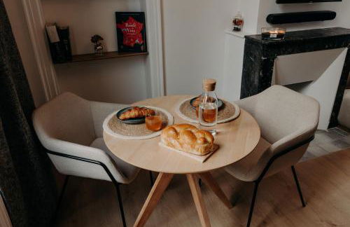 Le Nid du Château - Cocon avec Bagagerie - Foto 8