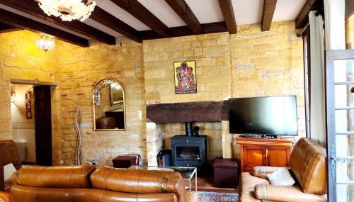 Demeure du XIIIe-XIVe s. dans la cité médiévale. - Photo 3