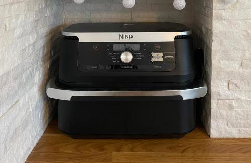 Entire Apartment in Pretty Coastal Village - Foto 4