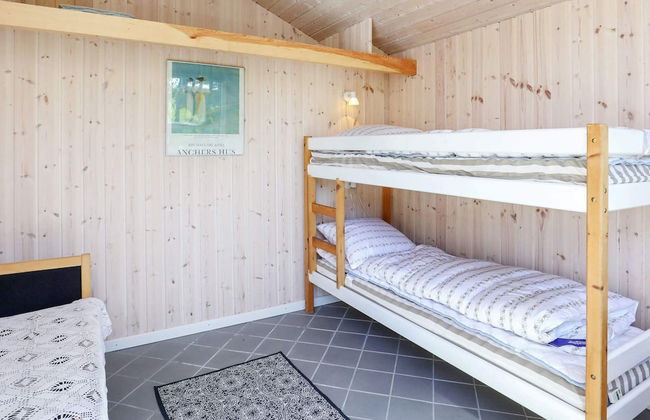 Serene Holiday Home in Zealand near Sea - Foto 15