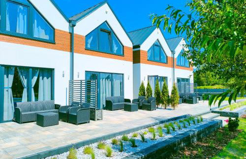 Słońce i Woda Domki Całoroczne, Podgrzewany Basen, Balia z jacuzzi, Klimatyzacja, Bezpłatny Parking - Foto 13