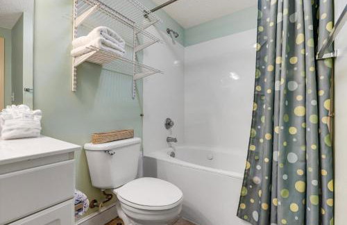 Majestic 1-1306! Gulf front 1bedroom, Pool,Hot Tubs,Tennis - Photo 40